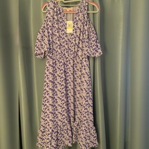 NWT Michael Kors feminine cold shoulder dress